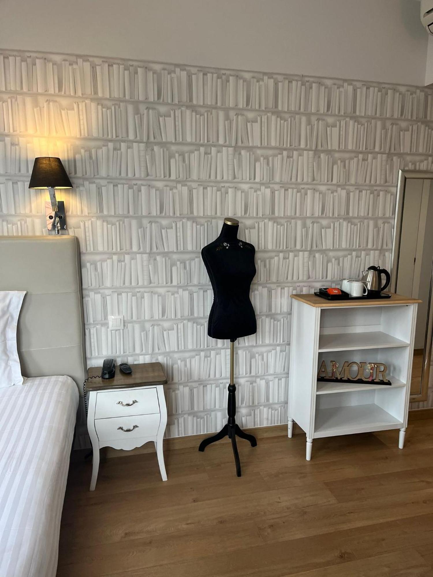 La Victor Hugo Hotel